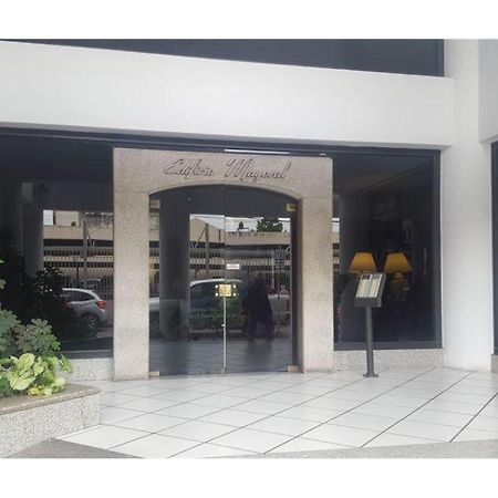 Departamento En Microcentro Con Cochera Salta Exterior foto